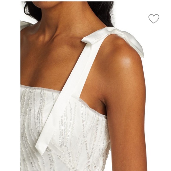 ML MONIQUE LHUILLIER Sequined Bow-Strap Midi Dress in white - Picture 2 of 12
